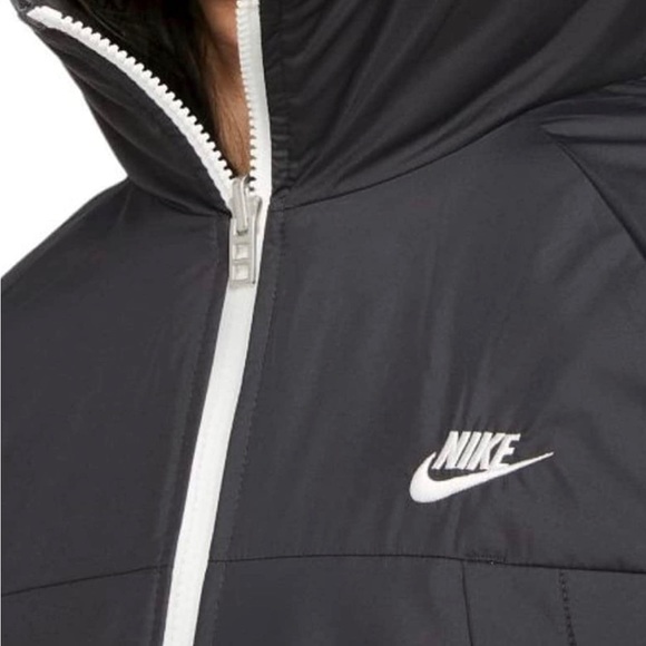 Men's Nike Therma-FIT Legacy Reversible Hooded Jacket - Picture 6 of 15